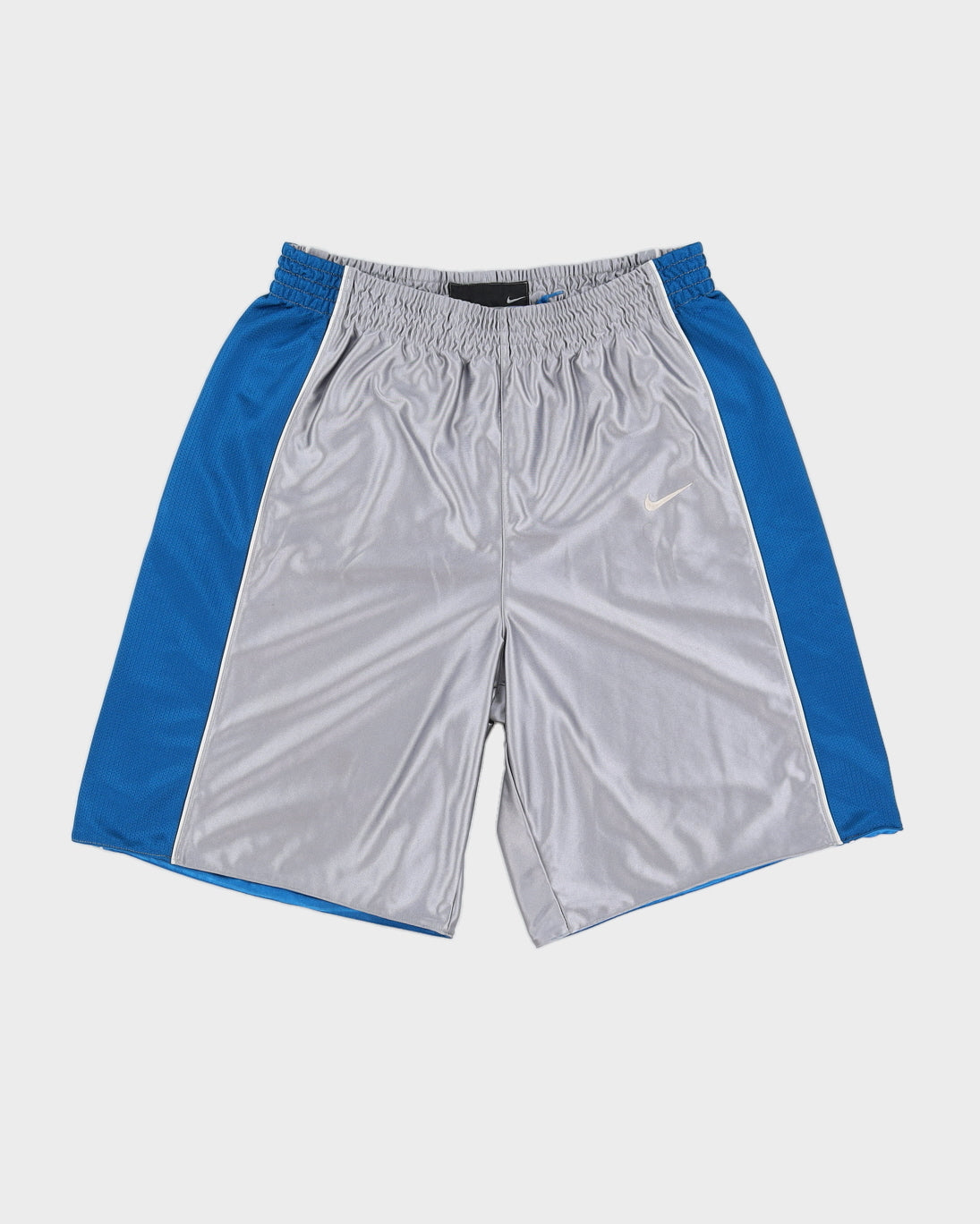 Y2K 00s Nike Reversible Basketball Shorts - XL – Rokit
