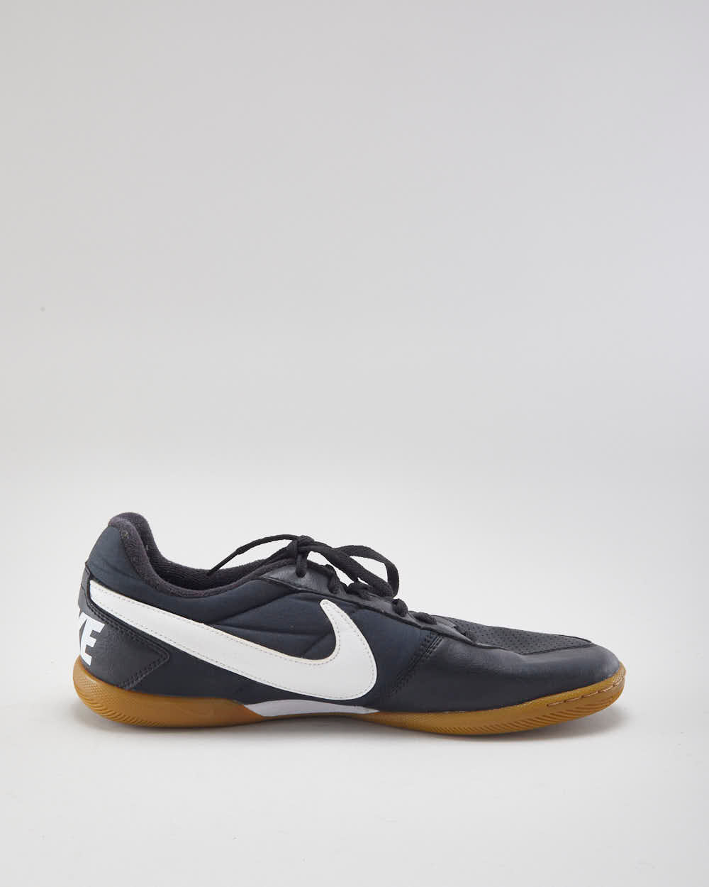 Nike davinho indoor best sale