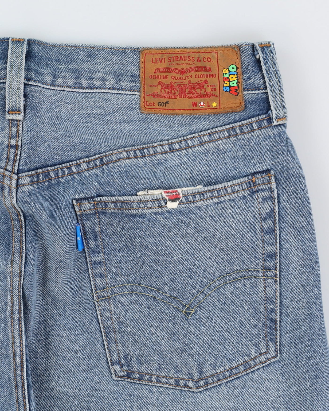 Levi's 501 Super Mario Limited Edition Blue Stone Wash Jeans - W32 L30 –  Rokit