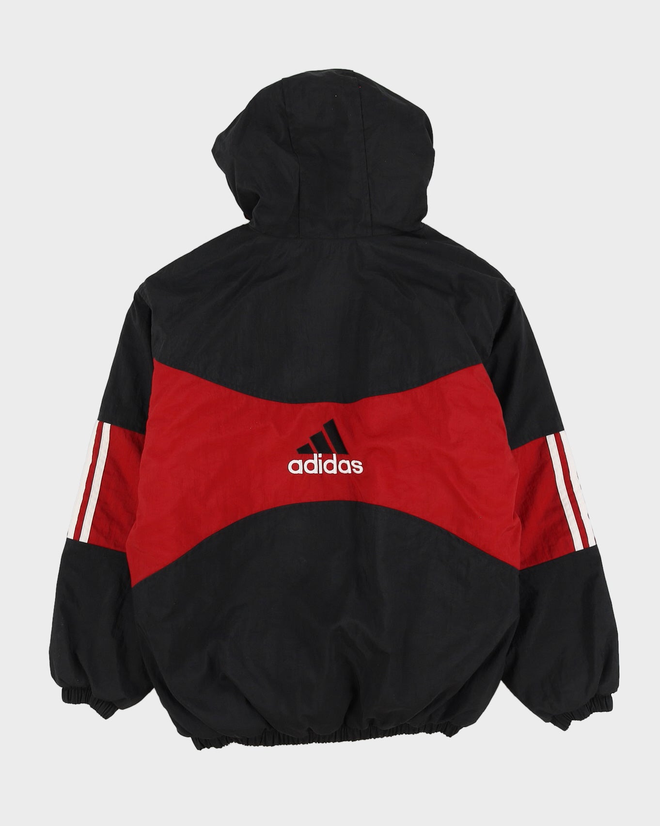 Vintage 90-luvun Adidas musta/punainen hupullinen takki, jossa brodeeraus  bassa – Rokit